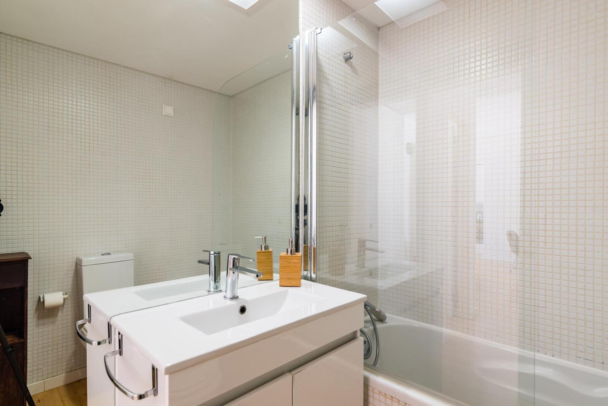 Go Native Lisbon - Principe Real Apartment Luaran gambar