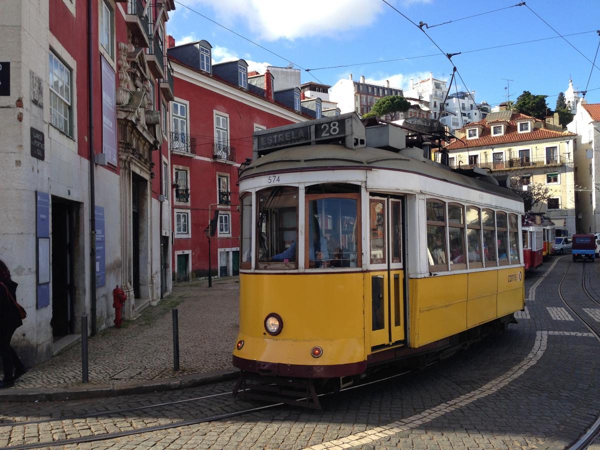 Go Native Lisbon - Principe Real Apartment Luaran gambar